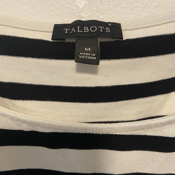 Talbots Women's Blouse Size Medium Abstract Striped Nautical Office Casual - Picture 2 of 9
